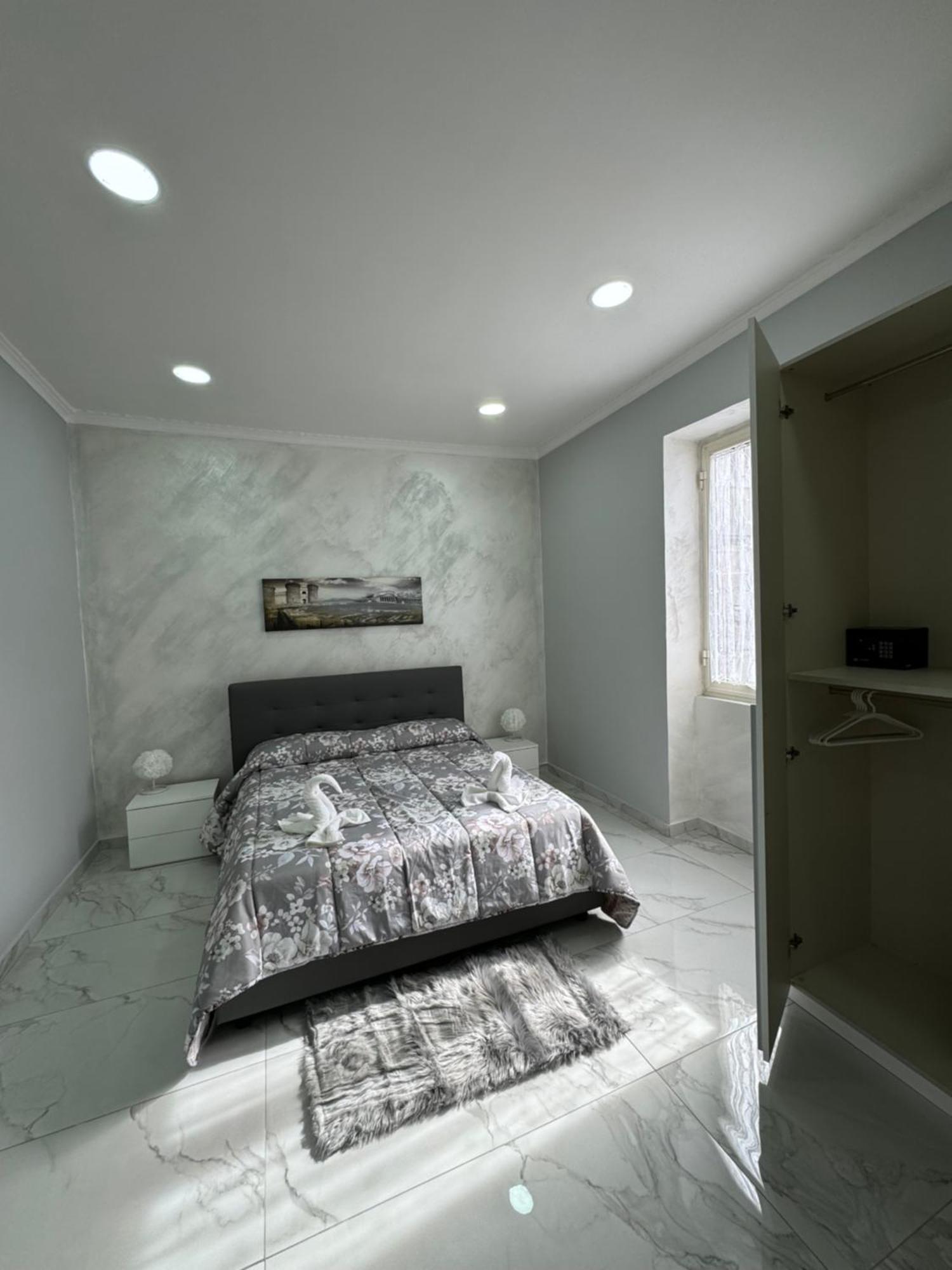 Vesuvius House Daire Napoli Dış mekan fotoğraf
